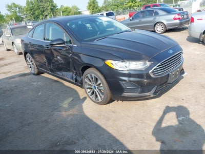 FORD FUSION 2019