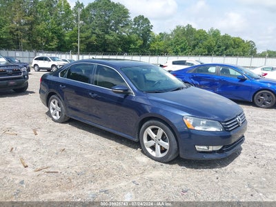 VOLKSWAGEN PASSAT 2012