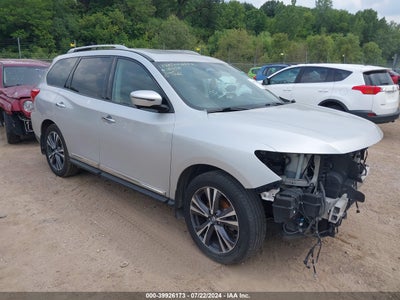 NISSAN PATHFINDER 2017