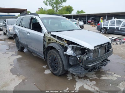 SUBARU OUTBACK 2012