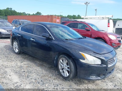 NISSAN MAXIMA 2009