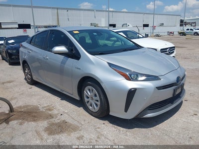TOYOTA PRIUS 2019