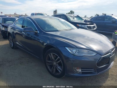 TESLA MODEL S 2014