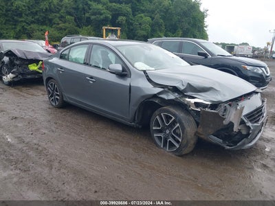VOLVO S60 2017
