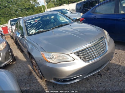 CHRYSLER 200 2013