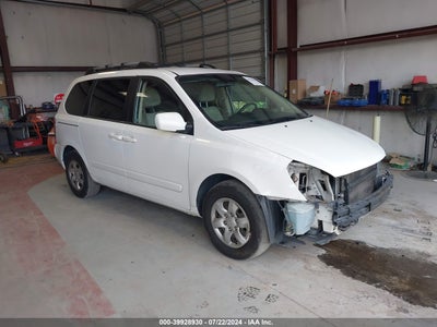 KIA SEDONA 2008