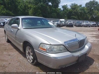 LINCOLN TOWN CAR 2007