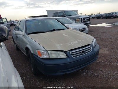 TOYOTA CAMRY 2001