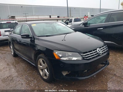 VOLKSWAGEN PASSAT 2013