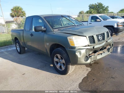 NISSAN TITAN 2004