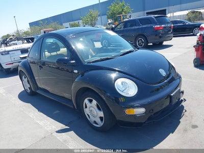 VOLKSWAGEN NEW BEETLE 2001