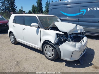 SCION XB 2011