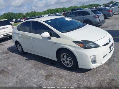 TOYOTA PRIUS 2011
