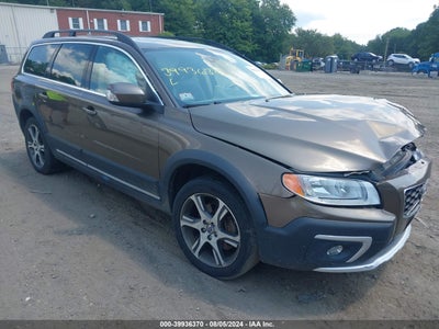 VOLVO XC70 2015