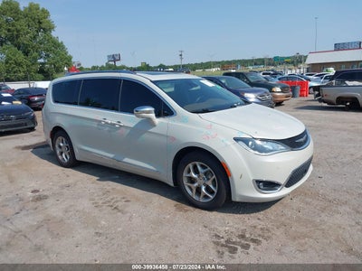 CHRYSLER PACIFICA 2017