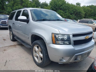 CHEVROLET SUBURBAN 1500 2014