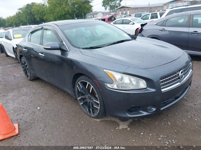NISSAN MAXIMA 2009