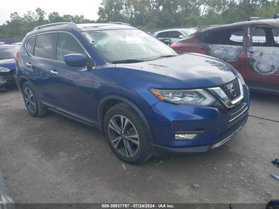 NISSAN ROGUE 2017