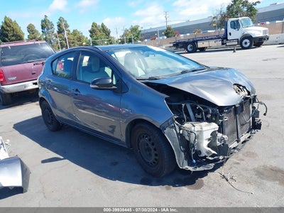 TOYOTA PRIUS C 2013