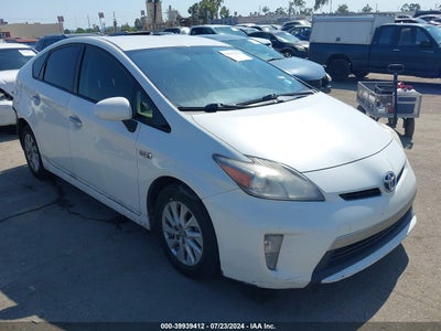TOYOTA PRIUS PLUG-IN 2013