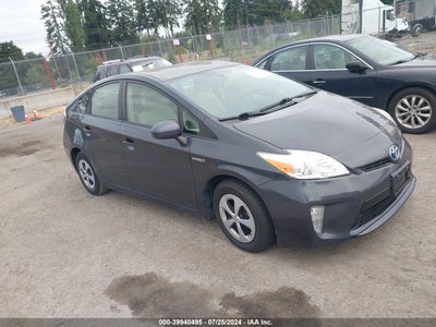 TOYOTA PRIUS 2015