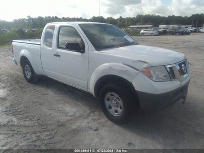 NISSAN FRONTIER 2015