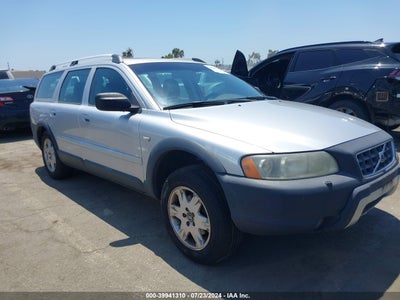 VOLVO XC70 2005