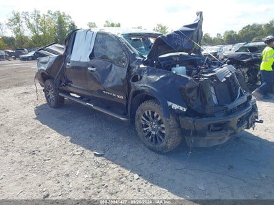 NISSAN TITAN XD 2016