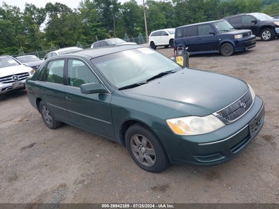 TOYOTA AVALON 2001