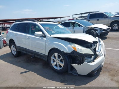 SUBARU OUTBACK 2013
