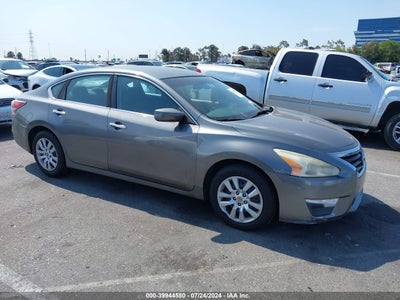 NISSAN ALTIMA 2015