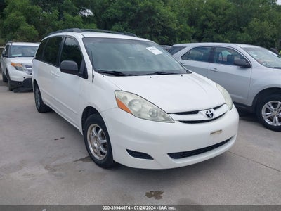 TOYOTA SIENNA 2008