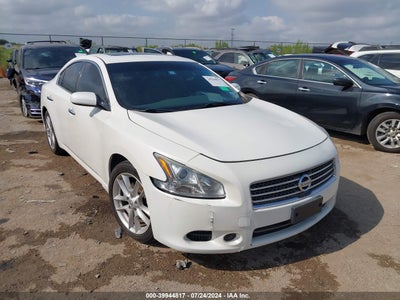 NISSAN MAXIMA 2011