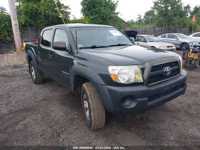 TOYOTA TACOMA 2011