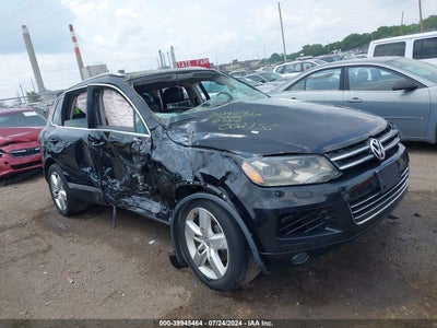 VOLKSWAGEN TOUAREG 2013