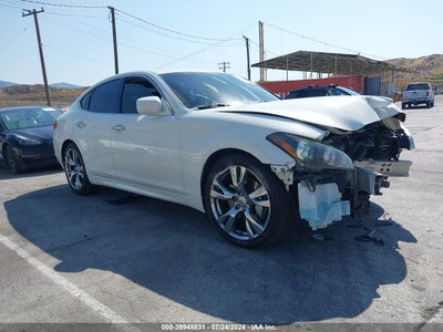 INFINITI M37 2012