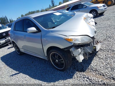 TOYOTA MATRIX 2010