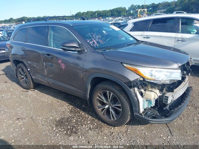 TOYOTA HIGHLANDER 2016