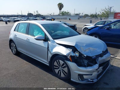 VOLKSWAGEN E-GOLF 2016