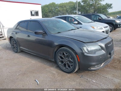 CHRYSLER 300 2016