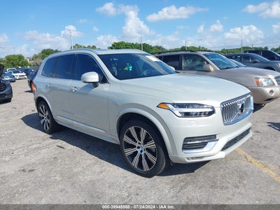 VOLVO XC90 2021