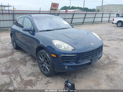 PORSCHE MACAN 2015