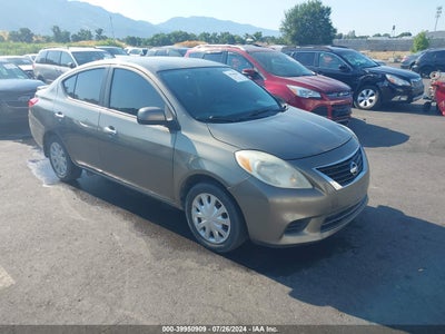 NISSAN VERSA 2013
