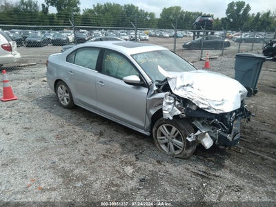 VOLKSWAGEN JETTA HYBRID 2014