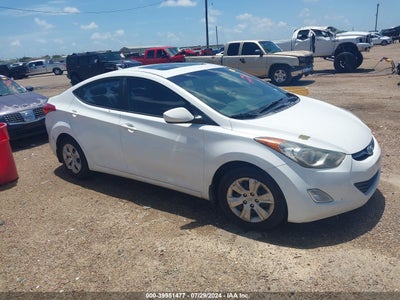 HYUNDAI ELANTRA 2013