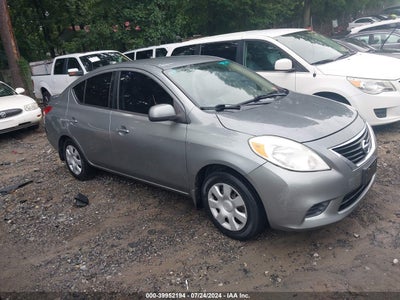 NISSAN VERSA 2014