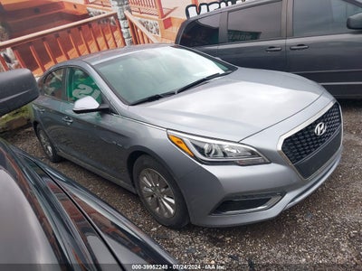 HYUNDAI SONATA HYBRID 2016