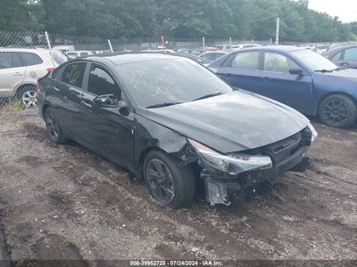 HYUNDAI ELANTRA 2022