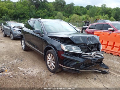 VOLKSWAGEN TOUAREG 2016