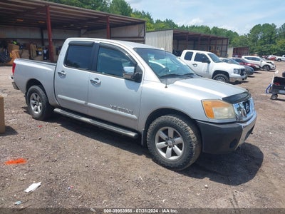 NISSAN TITAN 2011